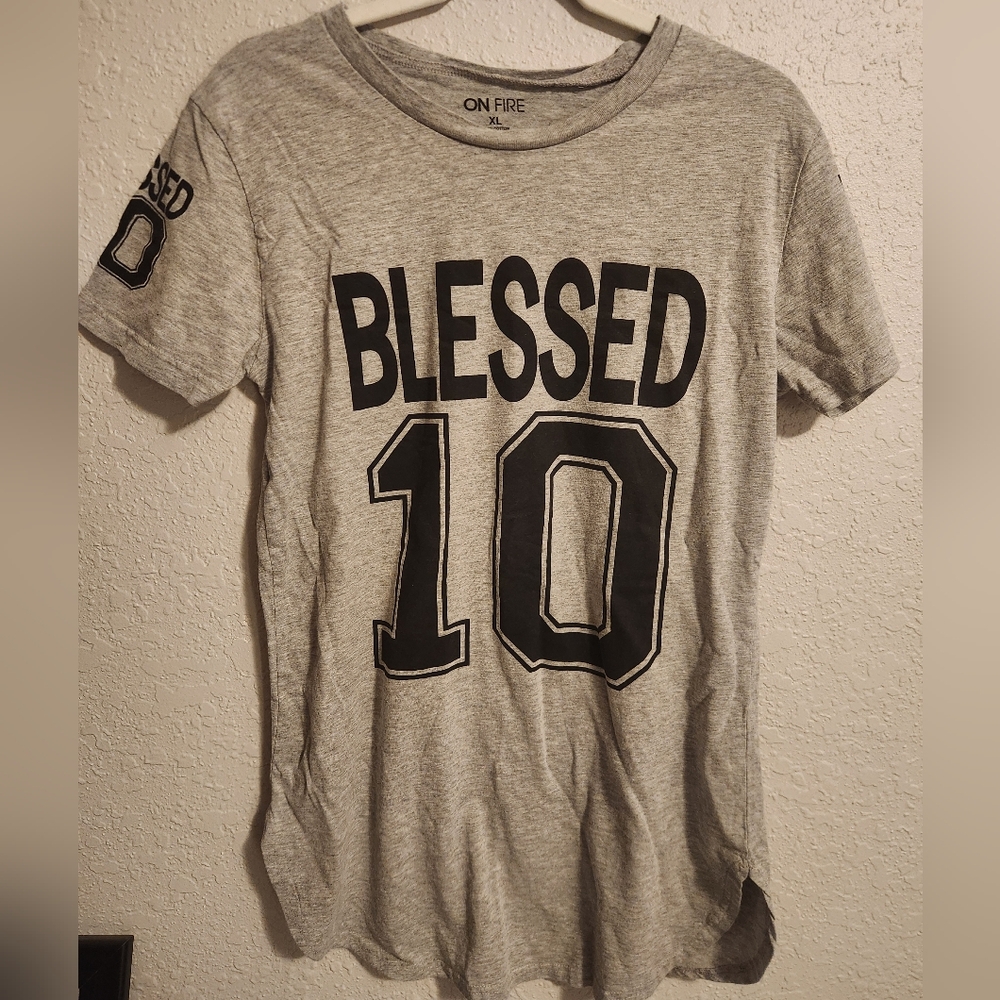 Gray 'Blessed 10' Graphic T-Shirt